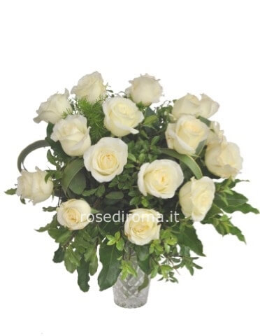 Bouquet Di 15 Rose Bianche. Altezza 40/45 Cm.